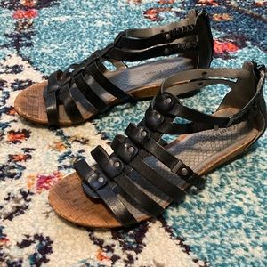BareTraps Sandals